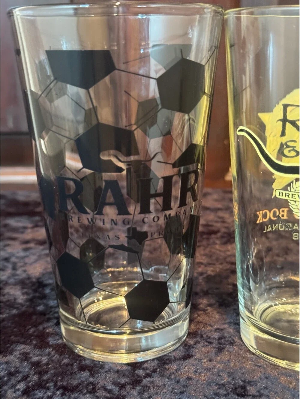 Set of 2 Rahr & Sons Brewing Company Pint Glasses